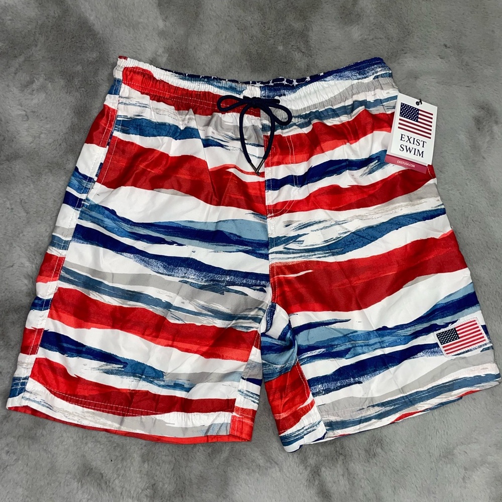 🇺🇸NWT Men's Red and Blue Swim Shorts